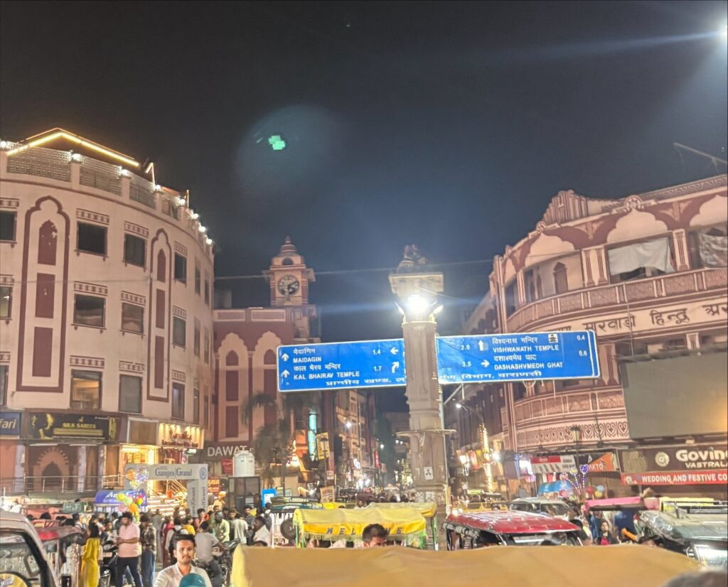 Godowlia Chowk Varanasi - Delhi Prayagraj Varanasi Trip