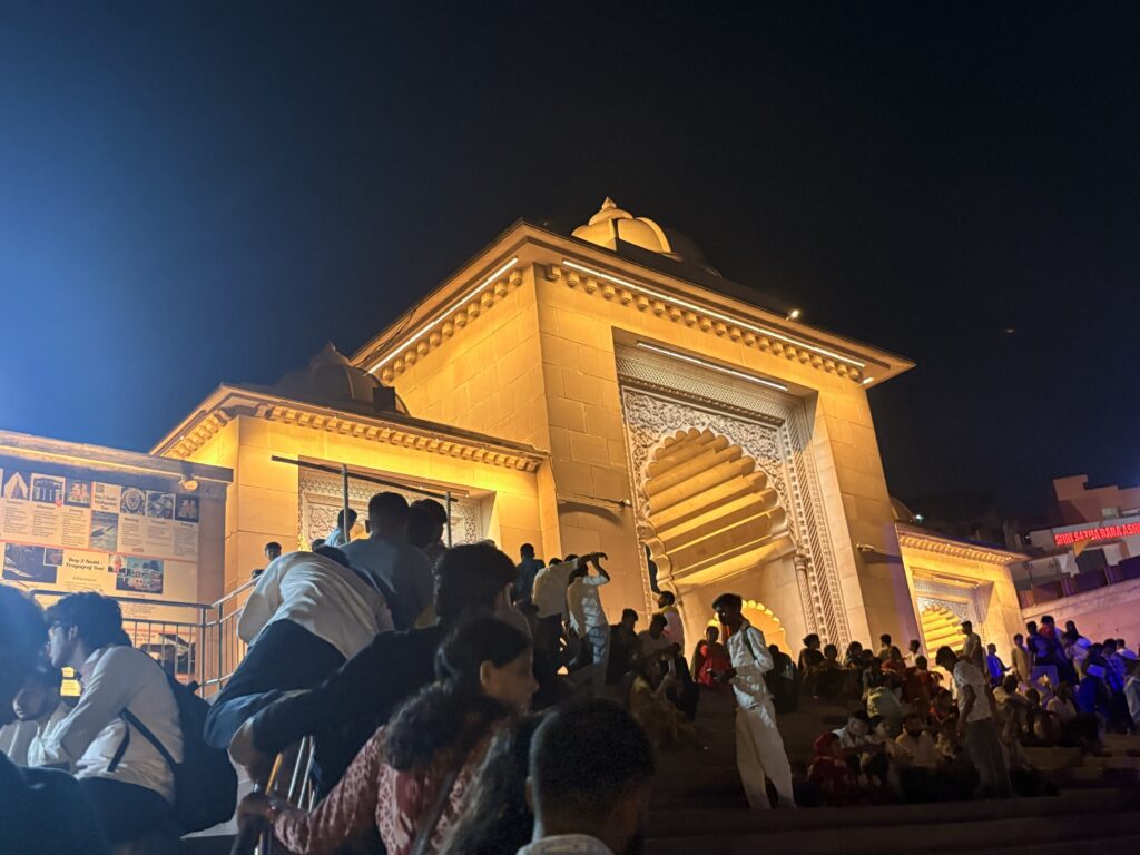 Kashi Vishwanath Temple Ganga Dwar